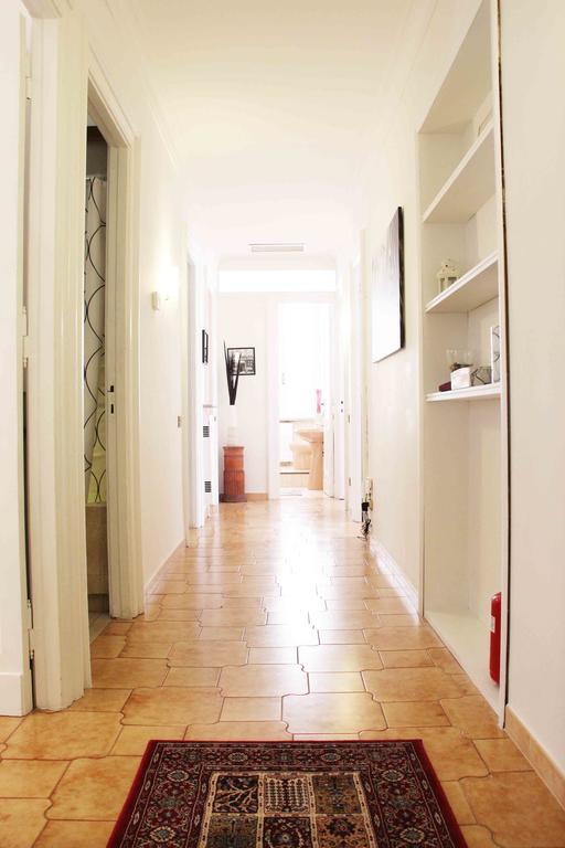 Ferienwohnung Luxury White House Rom Zimmer foto
