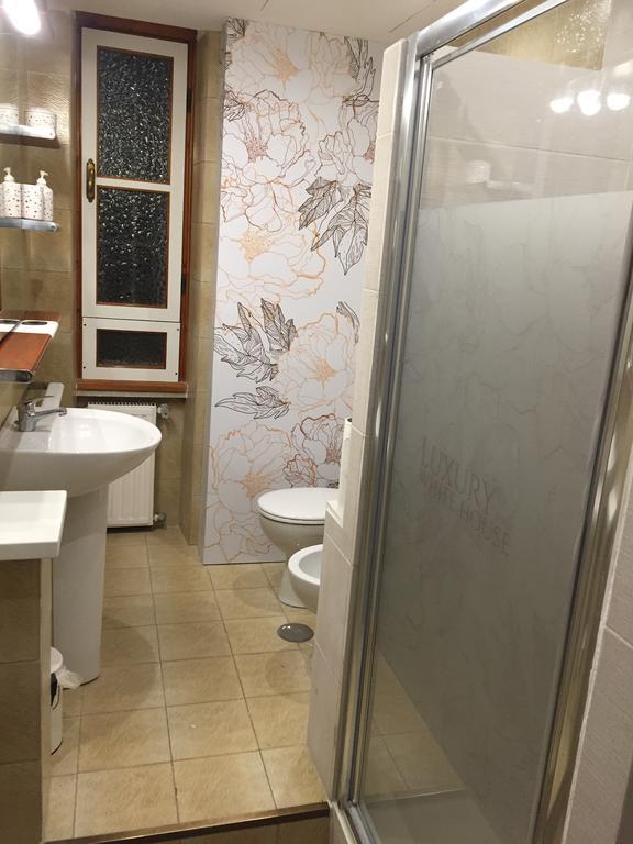 Ferienwohnung Luxury White House Rom Zimmer foto